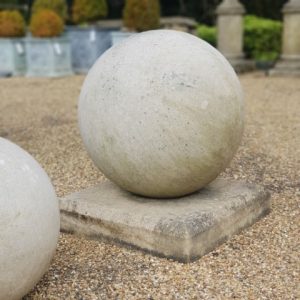 Clipsham Stone Base for Ball Finial