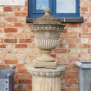 Urn on Fluted Column Small