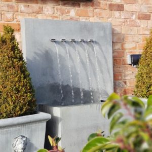 Veneto Square Water Fountain