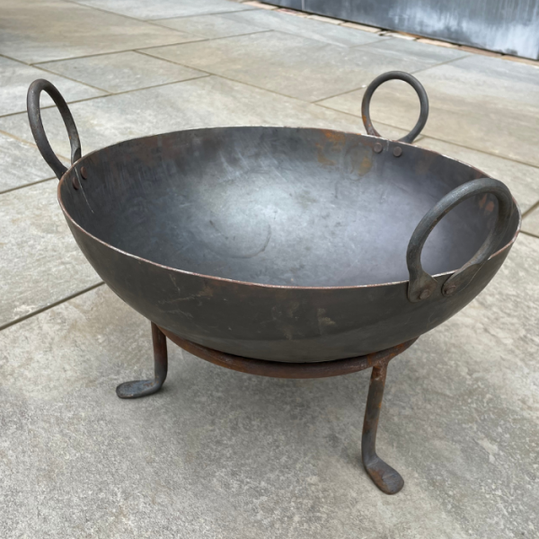 Cooking Bowl with Chains and Stand