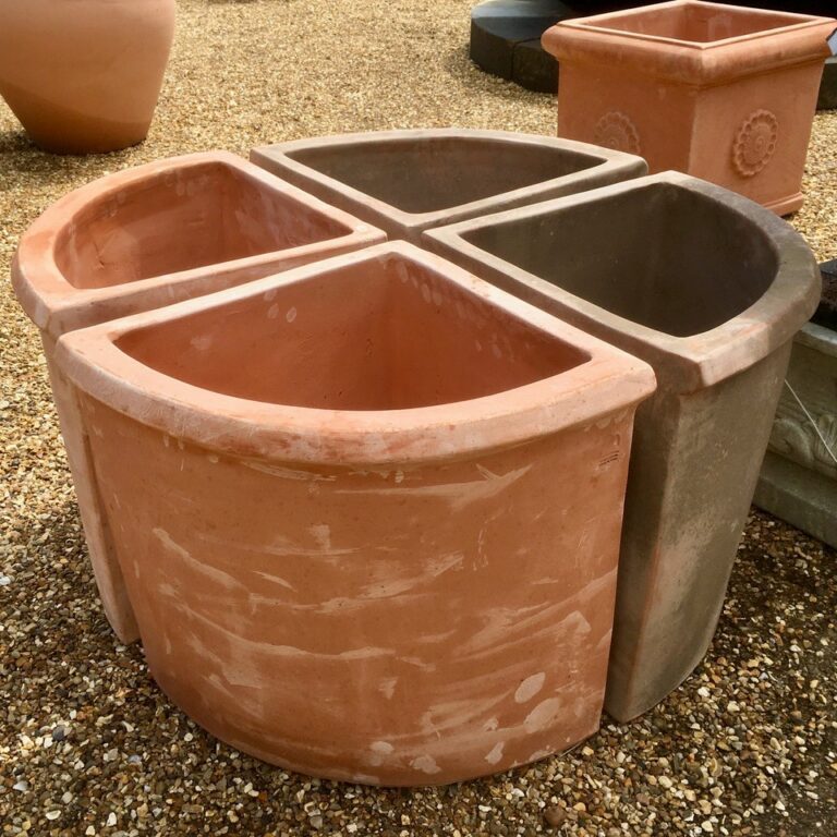 Handmade Italian Terracotta Plain Corner Planter Watling Reclamation