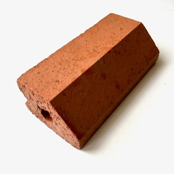 Perforated red plinth stretcher 65mm brick