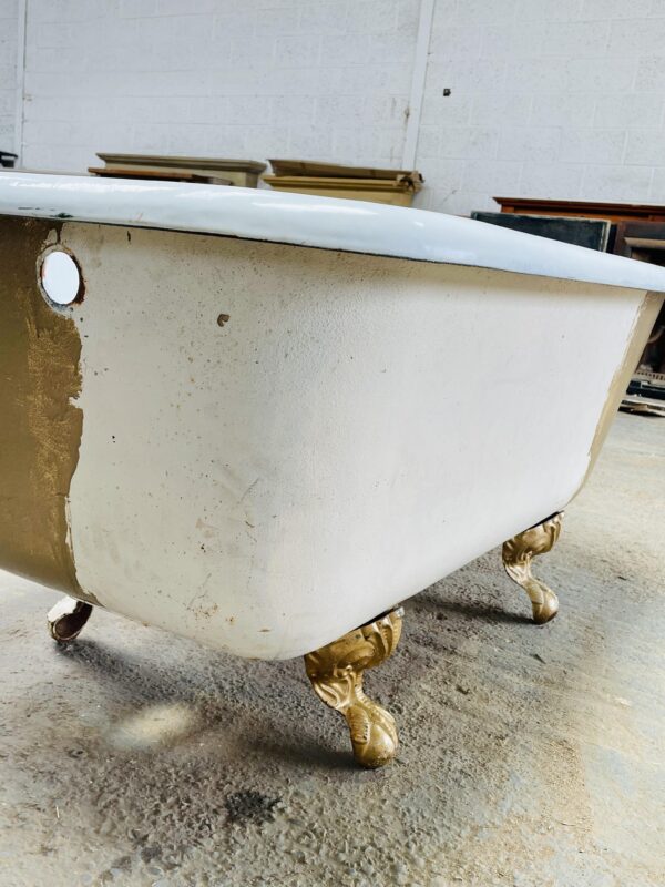 Cast Iron Roll Top Bath - Watling Reclamation