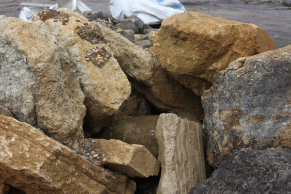 Limestone Rockery Stone Loose 4 AST-0002