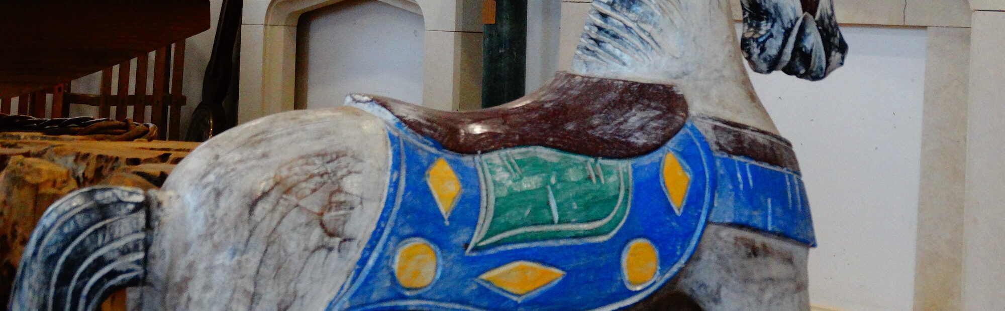 Interior Furniture & Decor