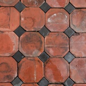 Red Octagonal Quarry Tiles 1 RPAV-0090
