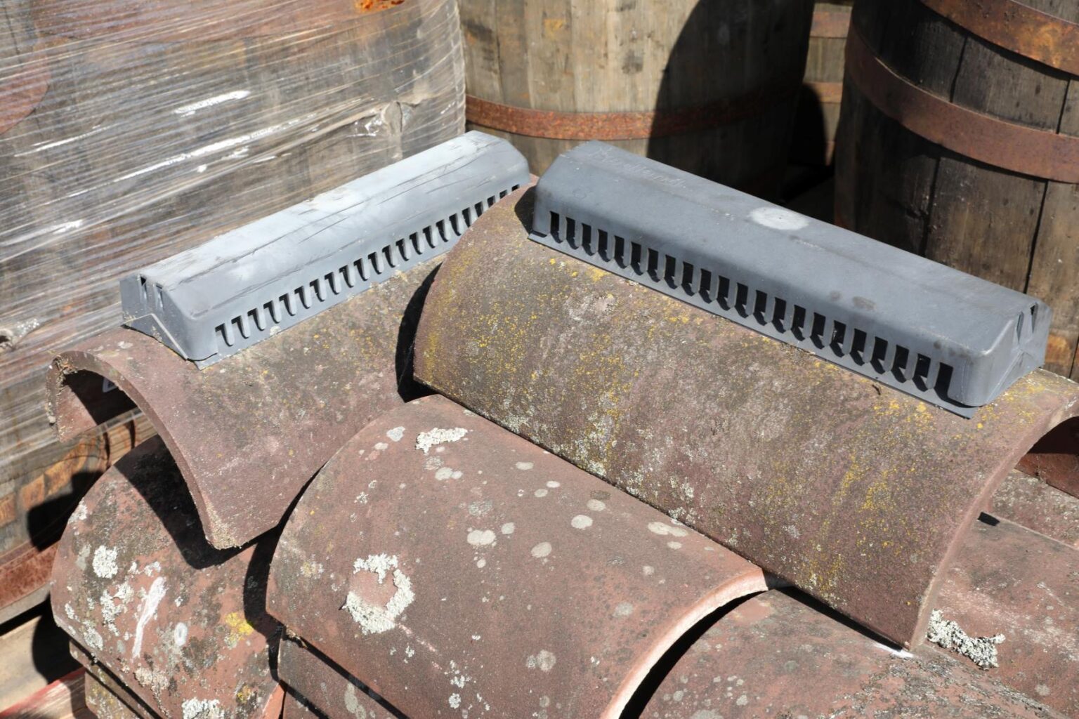 Reclaimed Ridge Tiles - Watling Reclamation