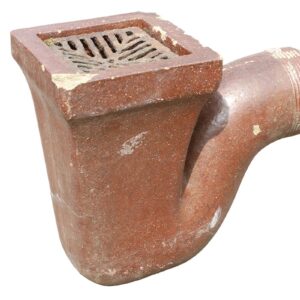 Salt Glazed Drainage Gully Planter 1 ROOF-0259
