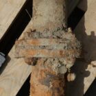 Antique Water Pump in Cast Iron 6 GFO-0260