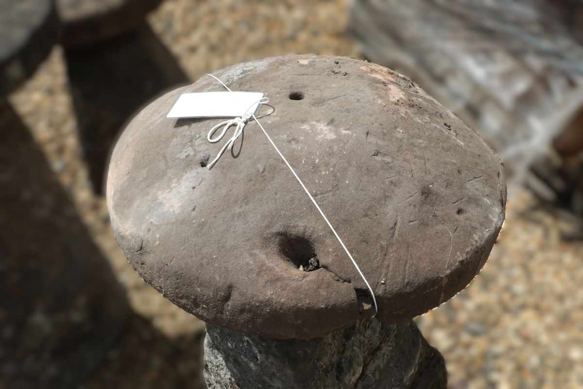 Reclaimed Large Staddle Stones 2 3 GFO-0263