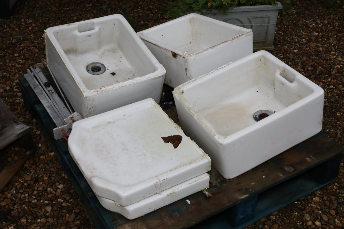 Reclaimed White Belfast Sinks 2 GFO-0296
