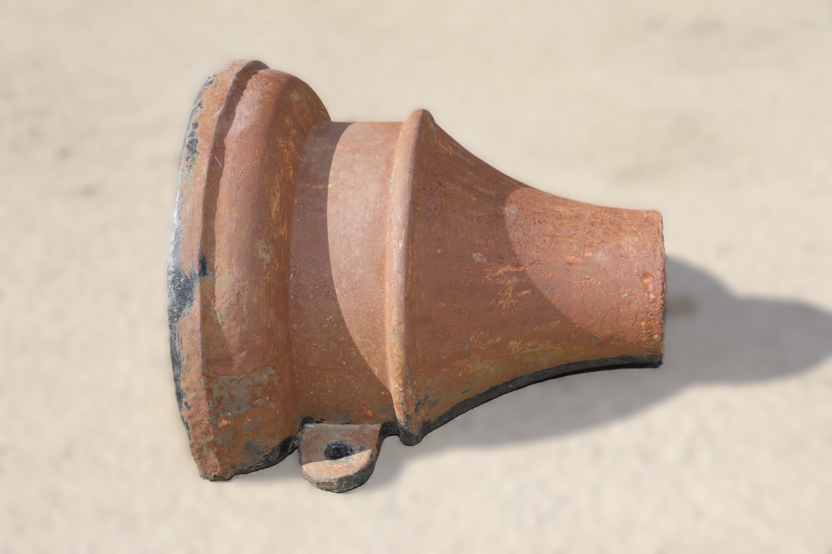 Antique Rounded Rainwater Hopper 2 IRON-0169