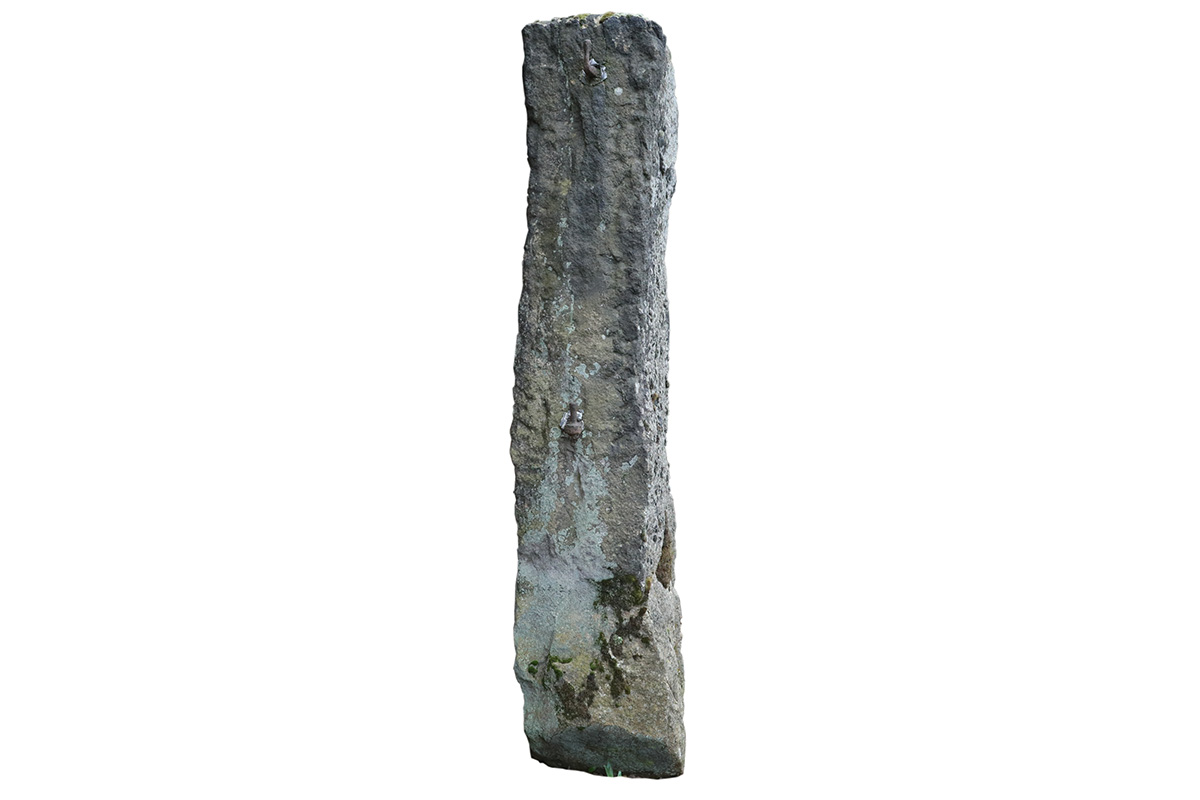 Reclaimed Granite Gate Post 4 WAT-03144