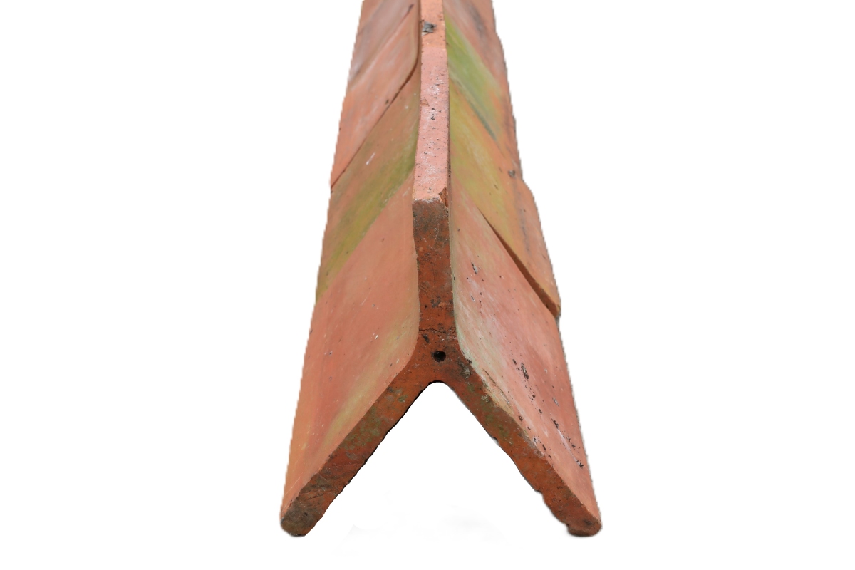 Red Plain Crested Ridge Tiles 2 ROOF-0332