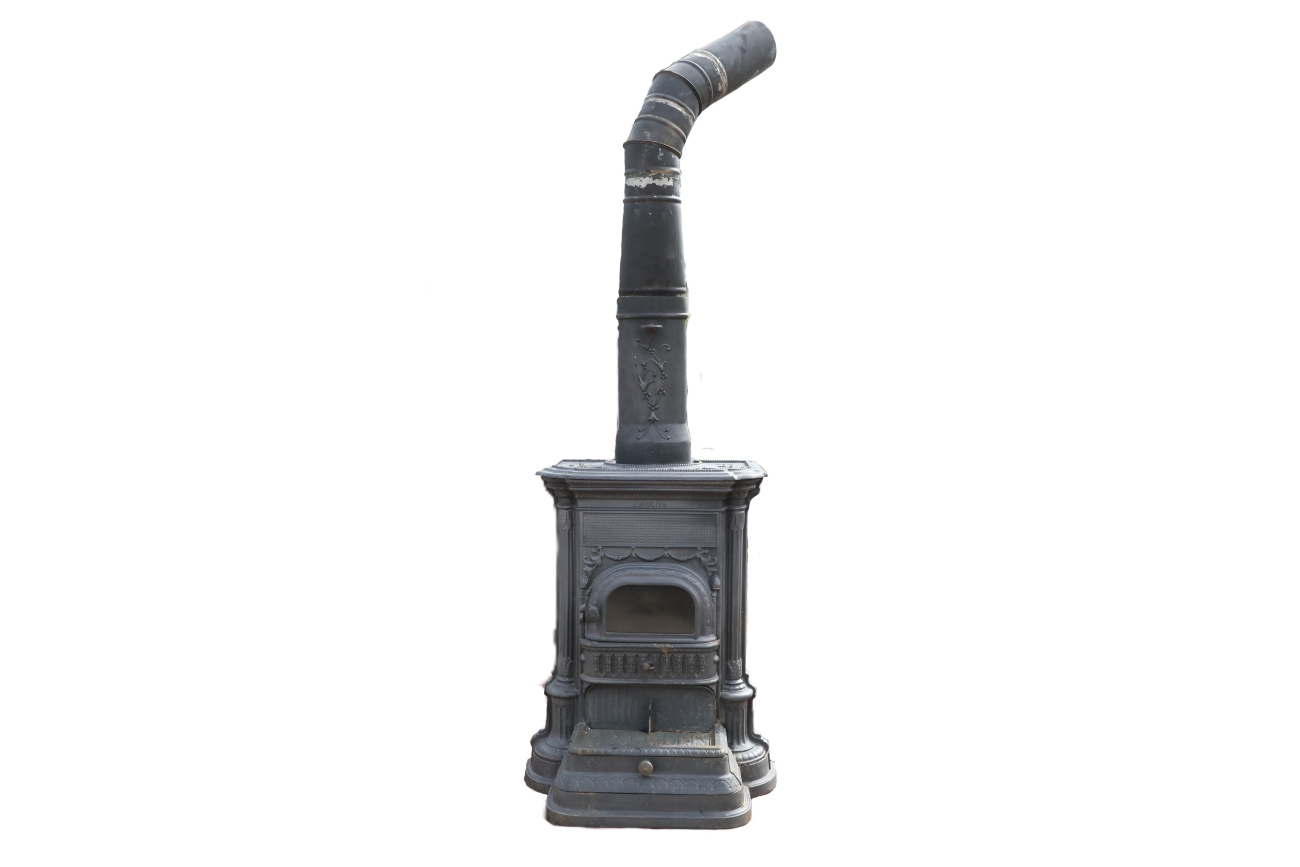 Reclaimed Edinoliva Wood Stove 3 FIRE-0111