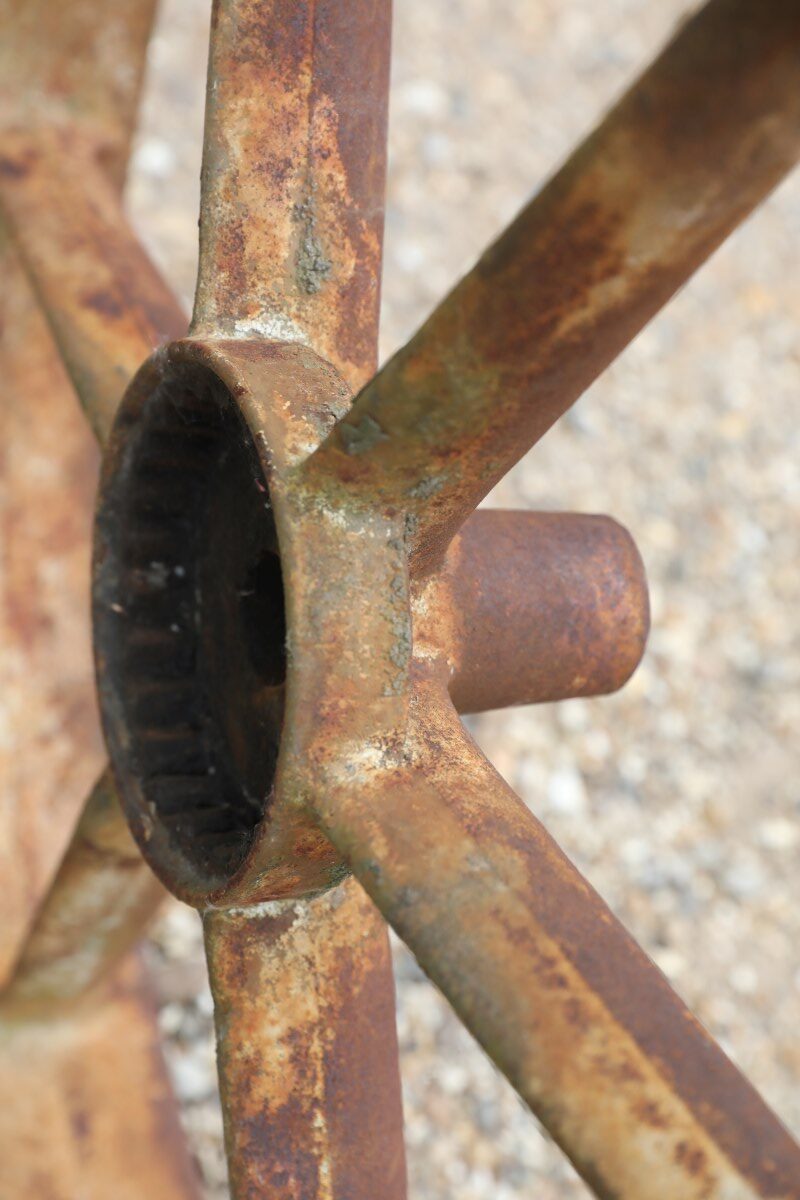 Antique Cast Iron Geared Wheels 5 IRON-0091