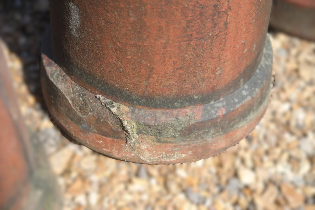 Red Cannon Top Chimney Pots Set of 3 3 ROOF-0350